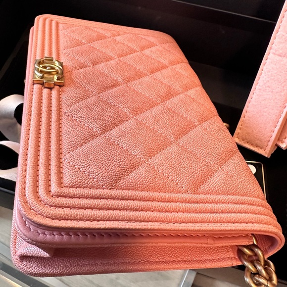 💯🥰❤️ CHANEL Caviar Quilted Boy Wallet On Chain WOC Pink - Picture 6 of 16